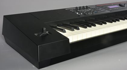 Roland-Juno-DS 88-note synth